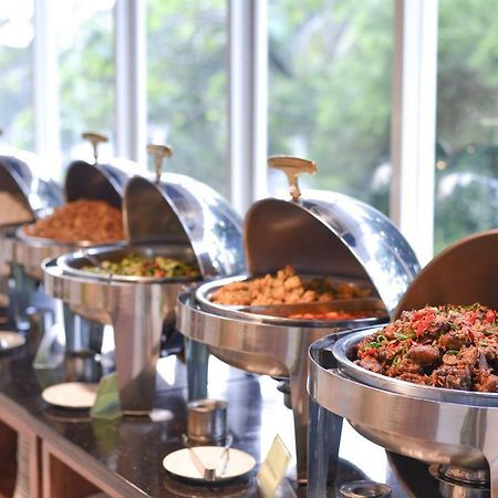 Whiz Prime Hotel Pajajaran Bogor Eksteriør bilde