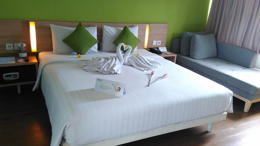 Whiz Prime Hotel Pajajaran Bogor Eksteriør bilde