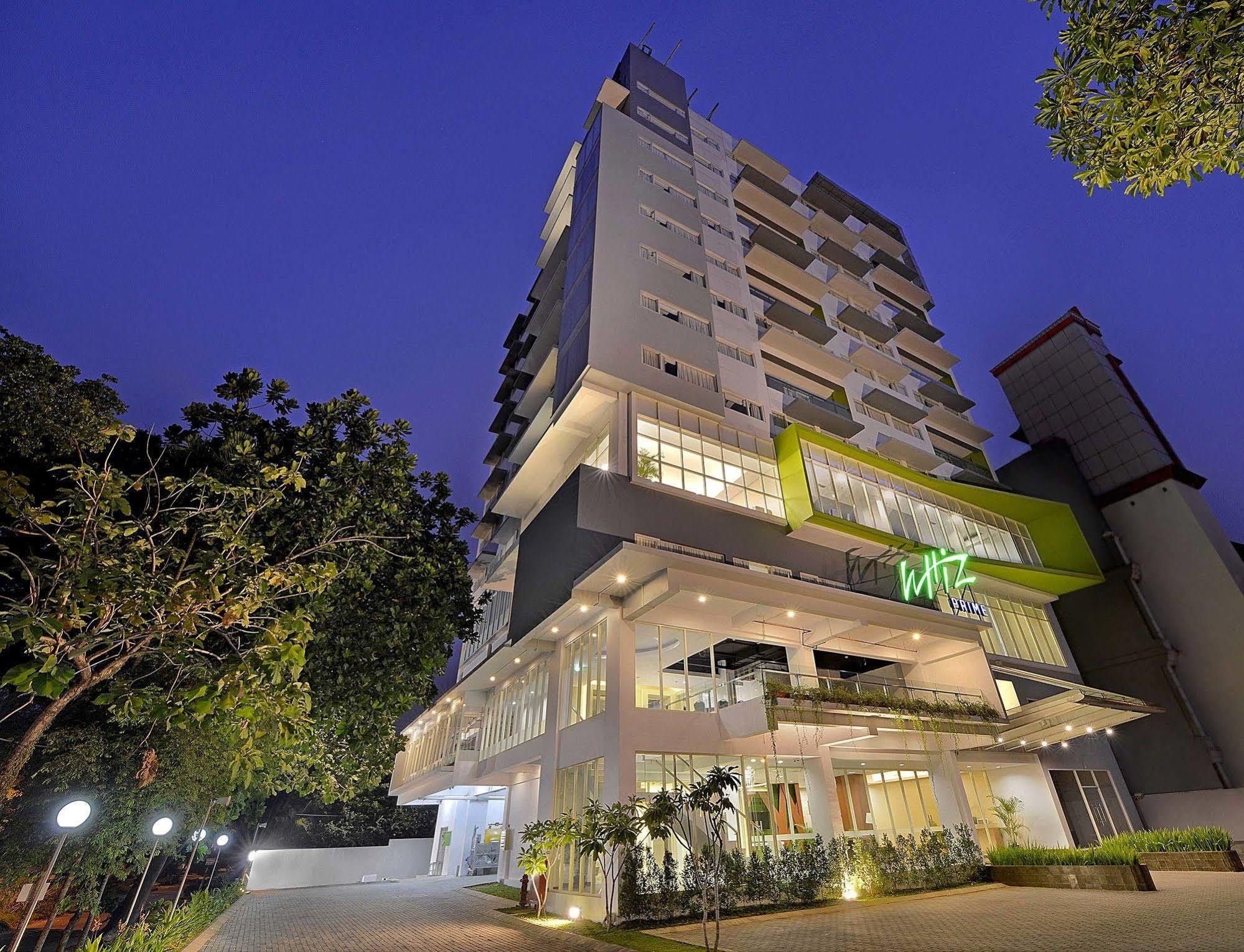 Whiz Prime Hotel Pajajaran Bogor Eksteriør bilde